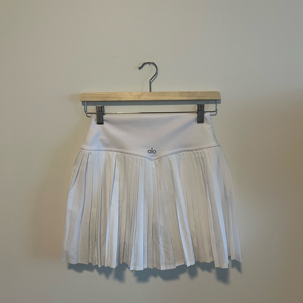 ALO Yoga White Grand Slam Tennis Skirt (Size: M)
